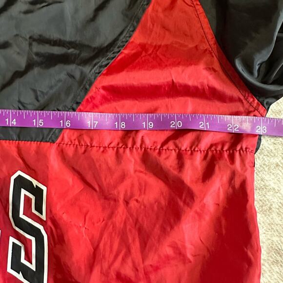 Vintage NBA Chicago Bulls Black and Red Quarter Snap Front Windbreaker Size M - Picture 6 of 9
